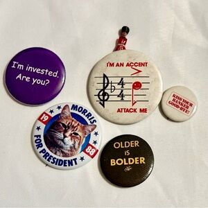 Vintage Novelty Pinback Buttons Morris for President Pop Culture Lot